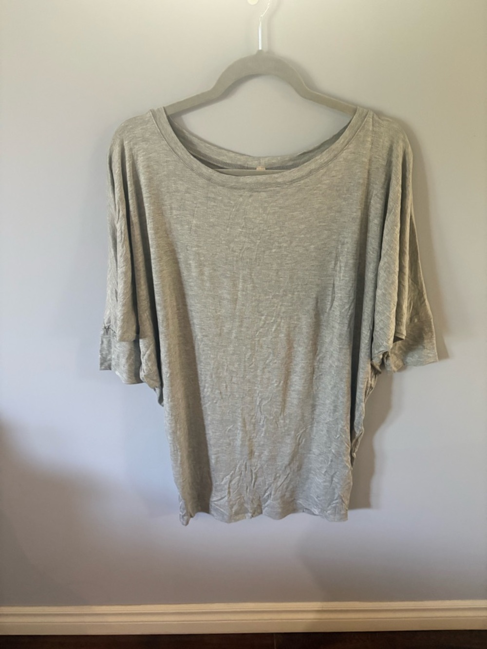NWT NATURAL LIFE Light Gray Draped Short Sleeve Tee Size L